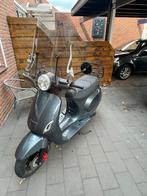 AGM VX 50 Grijs, Fietsen en Brommers, Snorfietsen en Snorscooters, Ophalen of Verzenden, Zo goed als nieuw, Overige merken