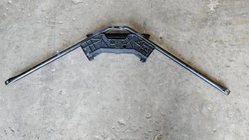 Vestevigings balk v steun motoruimte BMW 5 serie E60 E61 516 beschikbaar voor biedingen