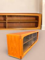 Deens teak vintage jaren 60 Silkeborg hangend dressoir, Ophalen, 150 tot 200 cm, Teakhout, 25 tot 50 cm