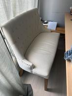 Elegant Beige Tufted Loveseat – Great Condition, Huis en Inrichting, Banken | Sofa's en Chaises Longues, Ophalen, Zo goed als nieuw