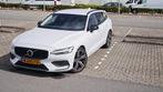Volvo V60 B3 163pk Mild Hybrid Aut 2022 Wit, Stof, 1800 kg, 4 cilinders, 1969 cc