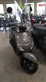 Sym fiddle 2  2750 km gelopen, Fietsen en Brommers, Scooters | SYM, Ophalen, Zo goed als nieuw, Benzine, Fiddle