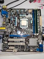 Asrock h61m met cpu en ram, Computers en Software, Moederborden, Ophalen, DDR3, Zo goed als nieuw, Micro-ATX
