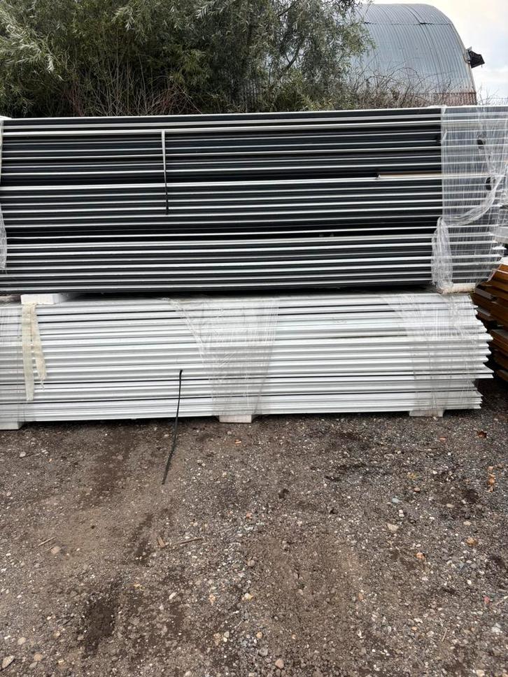 Te koop zeer mooie nieuwe sandwichpanelen, Doe-het-zelf en Verbouw, Platen en Panelen, Nieuw, Overige materialen, 20 tot 50 mm