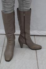Hoge grijze leren gevoerde laarzen.Mt 39.Merk Alba, Kleding | Dames, Hoge laarzen, ., Ophalen of Verzenden, Zo goed als nieuw