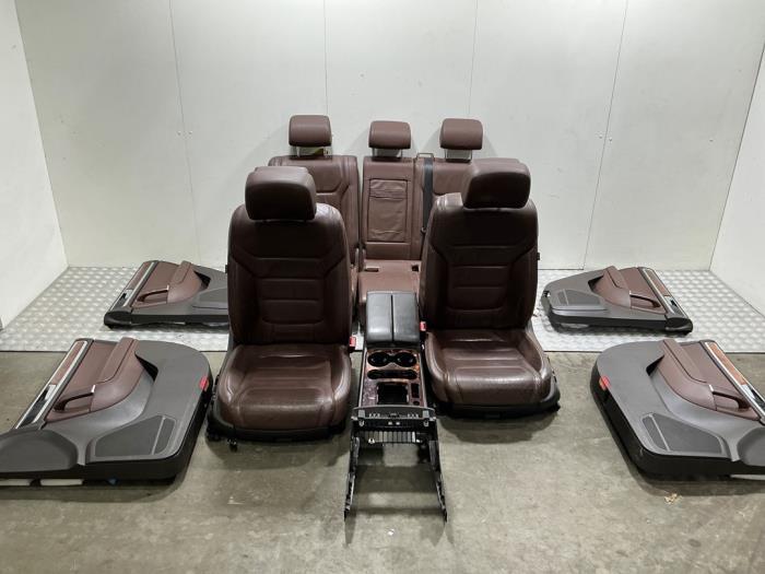 Bekleding Set (compleet) van een Volkswagen Touareg, 12 maanden garantie, Gebruikt, -, Volkswagen