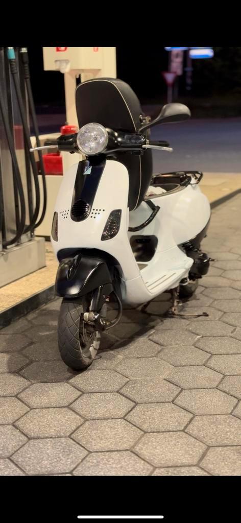 Vespa lx, Fietsen en Brommers, Scooters | Vespa, Gebruikt, Vespa LX, Maximaal 45 km/u, Benzine, Ophalen