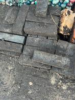 +/- 80 klinkertjes, Tuin en Terras, Ophalen, Beton, Terrastegels