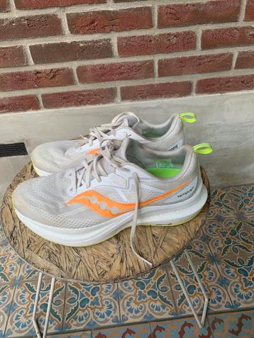 Te koop Saucony Tempus 2 maat 46 beschikbaar voor biedingen