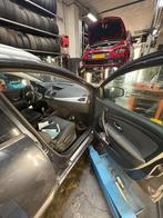 Renault Megane Stationwagon - Onderdelen of Reparatie, Ophalen, Aelbrechtskade, Renault, Stationwagon