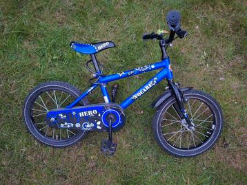 kinder fiets beschikbaar voor biedingen