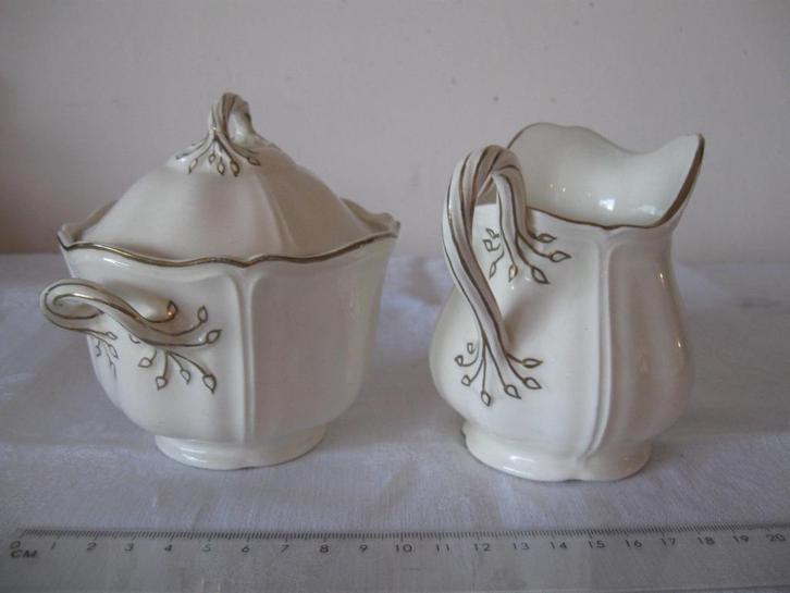 WEDGEWOOD Queens Plain Gold roomstel puntgaaf, Antiek en Kunst, Antiek | Servies los, Ophalen of Verzenden