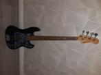 Bass guitar for sale!/Basgitaar te koop!, Muziek en Instrumenten, Snaarinstrumenten | Gitaren | Bas, Ophalen of Verzenden, Zo goed als nieuw