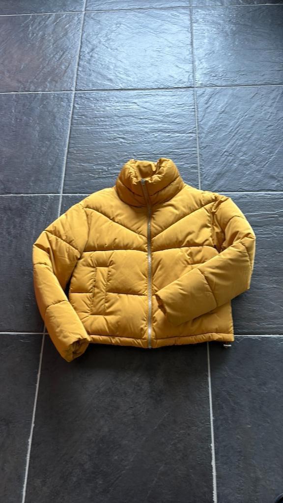 Mooie warme winterjas met kraag mt 36, slechts 2 x gedragen, Kleding | Dames, Jassen | Winter, Zo goed als nieuw, Maat 36 (S)