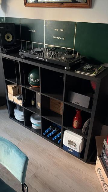 Zwarte IKEA PAX kast - 12 vakken beschikbaar voor biedingen