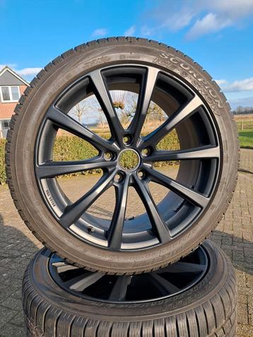 Zwart 20 inch 5x130 Touareg Cayenne Q7  -  Zie advertentie beschikbaar voor biedingen