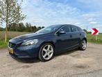 Volvo V40 1.6 D2 115PK 2014 Blauw, Auto's, Volvo, Origineel Nederlands, Te koop, 5 stoelen, 135 €/maand