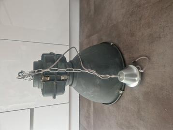 Hanglamp industrieeel  beschikbaar voor biedingen