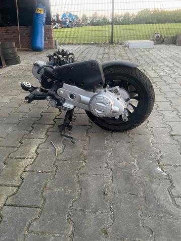 Vespa sprint iget blok beschikbaar voor biedingen