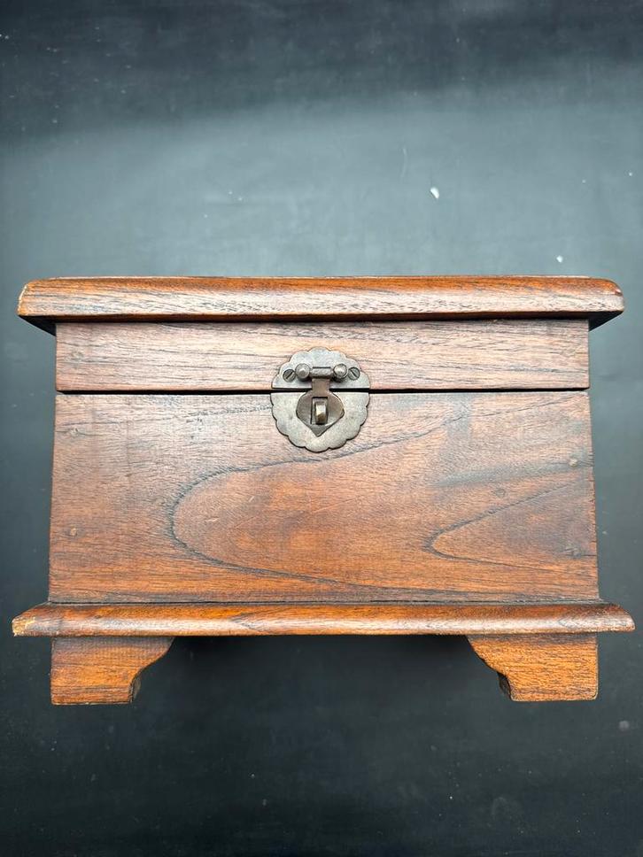 Vintage Houten Kistje - Zwaar Hout, Huis en Inrichting, Woonaccessoires | Kisten, Gebruikt, Minder dan 50 cm, Overige houtsoorten