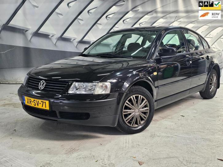 Volkswagen Passat 1.8-5V Comfortline, Auto's, Volkswagen, Bedrijf, Te koop, Passat, ABS, Airbags, Centrale vergrendeling, Cruise Control