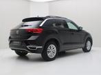 Volkswagen T-Roc 1.5 TSI 150pk 6-bak Style Busi € 19.950,0, Auto's, Volkswagen, Stof, 1498 cc, 4 cilinders, 150 pk