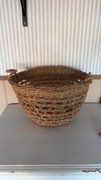 Grote mand, Ophalen, Zo goed als nieuw, Rond, Riet