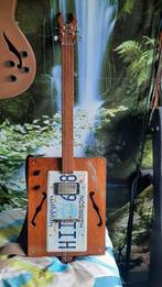 cigarbox guitar met license plate, Muziek en Instrumenten, Ophalen of Verzenden, Gebruikt, Gitaar
