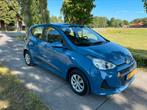 Hyundai i10 1.0i 66pk 2018 Blauw, Auto's, Voorwielaandrijving, Stof, Zwart, Origineel Nederlands