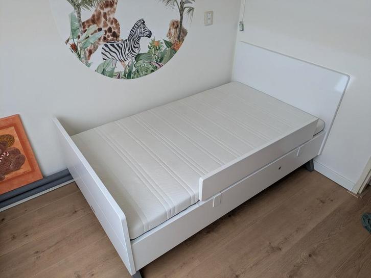 Stevig Bopita peuterbed 160x90 cm met gloednieuw matras, Kinderen en Baby's, Kinderkamer | Bedden, Zo goed als nieuw, 160 tot 180 cm