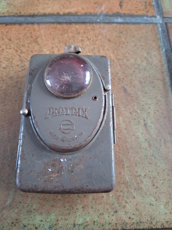 Duitse zaklamp Pertrix, Verzamelen, Militaria | Algemeen, Overige soorten, Overige typen, Duitsland, Ophalen of Verzenden