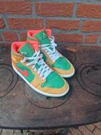 Nike jordan 1 mid, Ophalen of Verzenden, Gedragen, Overige kleuren