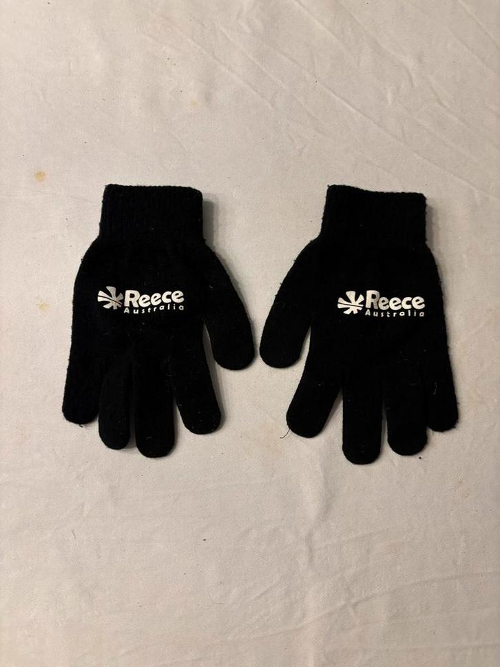 Reece Zwarte Handschoenen maat JR voor 8-10 jaar hockey!, Sport en Fitness, Hockey, Zo goed als nieuw, Ophalen of Verzenden