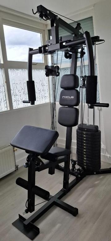 FITNESS APPARAAT. FOCUS FITNESS HOME GYM UNUIT 6! beschikbaar voor biedingen