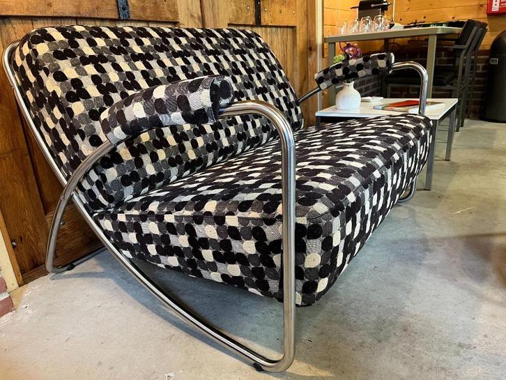 Aanbieding: Dyker tweezitsbank, model Vis + originele hocker, Huis en Inrichting, Banken | Complete zithoeken, Zo goed als nieuw