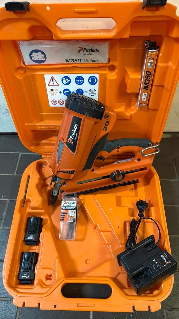 Paslode IM350+, Doe-het-zelf en Verbouw, Gereedschap | Overige machines, Zo goed als nieuw, Ophalen of Verzenden