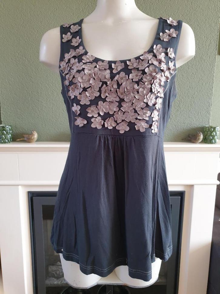 Taifun grijs top topje 3d bloemen mt M 40 Gratis Verzenden !, Kleding | Dames, Tops, Gedragen, Maat 38/40 (M), Grijs, Zonder mouw