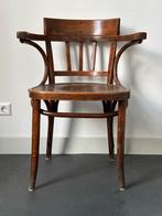Thonet Stoel - Klassiek Design, Huis en Inrichting, Stoelen, Ophalen, Gebruikt, Bruin, Eén