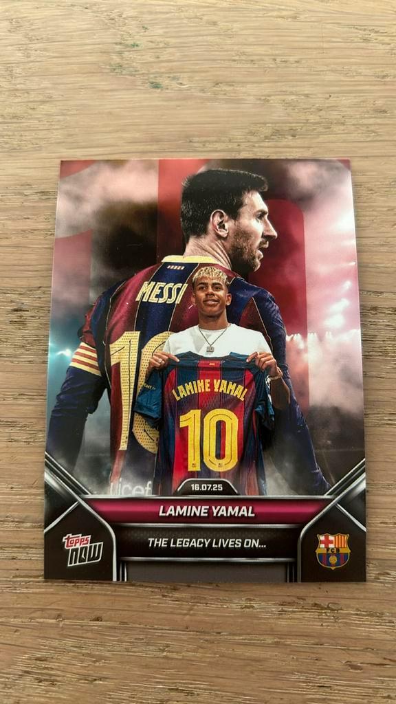 Lamine Yamal - Messi 2025 FC Barcelona Topps NOW, Hobby en Vrije tijd, Stickers en Plaatjes, Nieuw, Plaatje, Ophalen of Verzenden