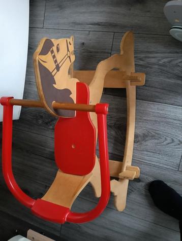 Hobbelpaard voor baby's beschikbaar voor biedingen