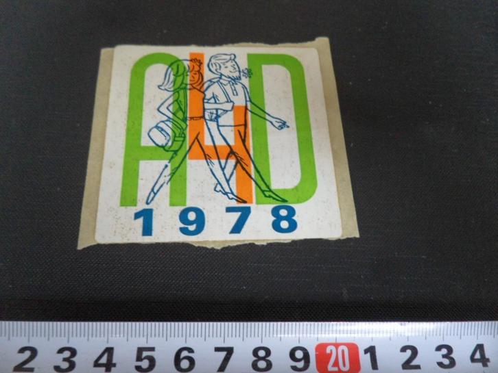 sticker strip wandelsport wandelen A4D 1978 avondvierdaagse, Verzamelen, Stickers, Zo goed als nieuw, Bedrijf of Vereniging, Ophalen
