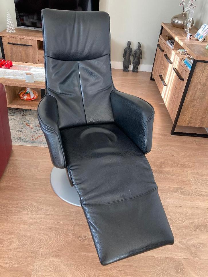 Relaxfauteuil Zwart Leer, oplaadbaar (Merk: Jan Hebing), Huis en Inrichting, Fauteuils, Gebruikt, Leer, 50 tot 75 cm, 75 tot 100 cm