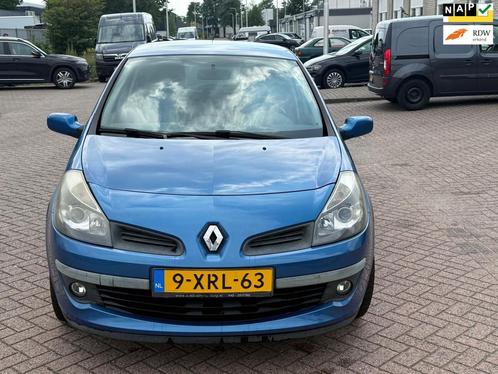 Renault Clio 1.4-16V Authentique, Auto's, Renault, Bedrijf, Te koop, Clio, ABS, Airbags, Boordcomputer, Centrale vergrendeling