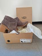 UGGS, UGG, Ophalen, Nieuw