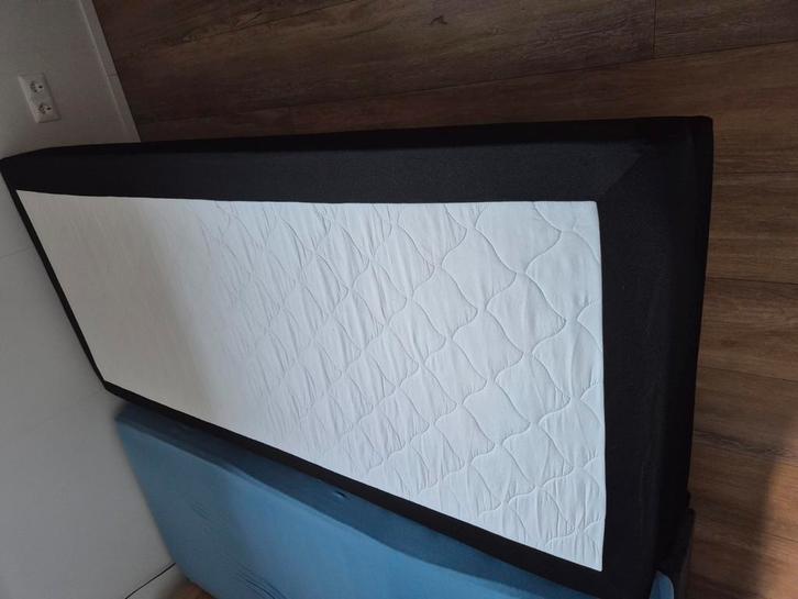 Matras 90x 200, Huis en Inrichting, Slaapkamer | Matrassen en Bedbodems, Zo goed als nieuw, 90 cm, 200 cm, Eenpersoons, Ophalen