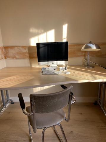 Bureau van Xara 