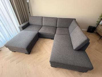Mooie chaise lounge bank + poef (met opbergruimte) beschikbaar voor biedingen