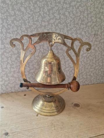 Messing tafelbel gong beschikbaar voor biedingen