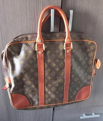 Tas. Bruin/ beige. beschikbaar voor biedingen