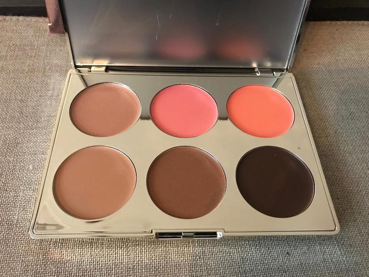 ICONIC London (44,45 = 17,50) Multi-Use, Sieraden, Tassen en Uiterlijk, Uiterlijk | Cosmetica en Make-up, Nieuw, Make-up, Gehele gezicht